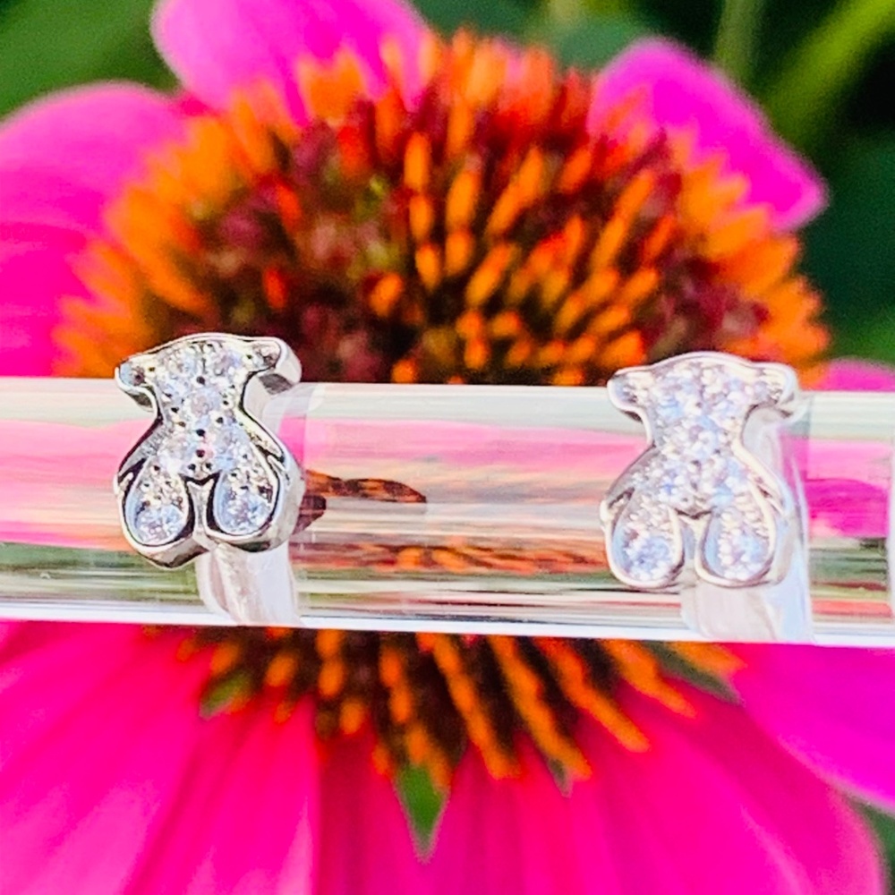 TOUS Aug750 Overly White Gold Bear Mini Buttons Studs Pin Iced Earrings